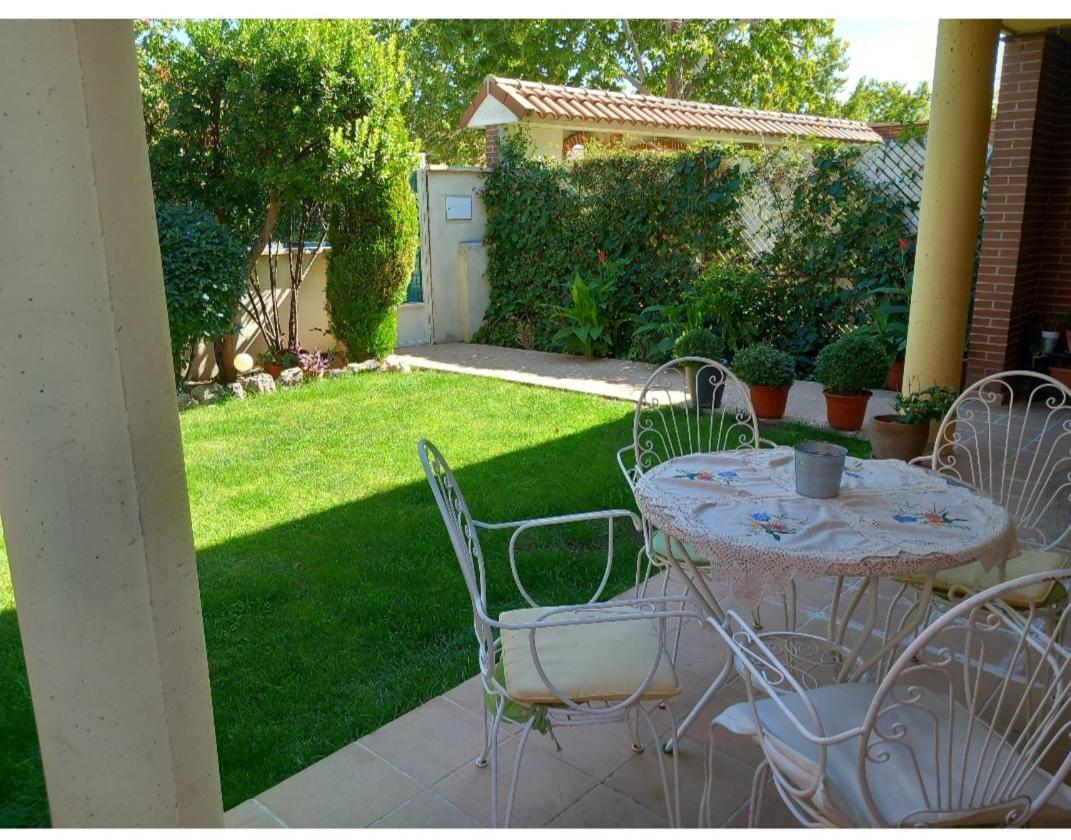Villa Lendi Rivas-Vaciamadrid Extérieur photo
